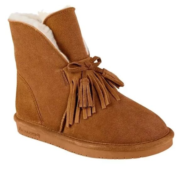 BearPaw Shoes - Great❗️BEARPAW Christie Suede Sheepskin Fringe Boots – Hickory (Chestnut Brown)